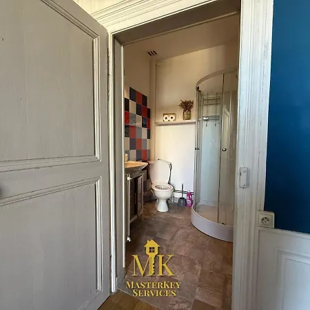 T2 Cosy Grand Salon, Wifi, Netflix *