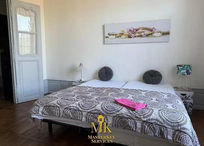 T2 Spacieux Ligny, Grand Salon & Netflix Hd * Ligny-en-Barrois